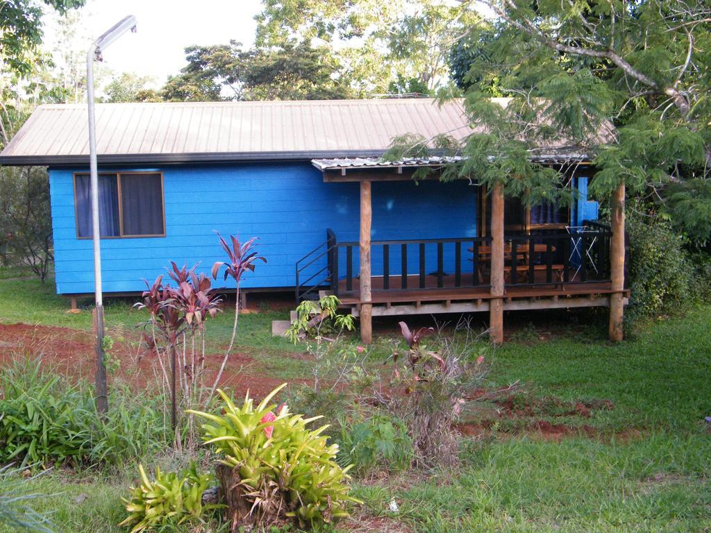 Lake Eacham Tourist Park & Cabins Экстерьер фото